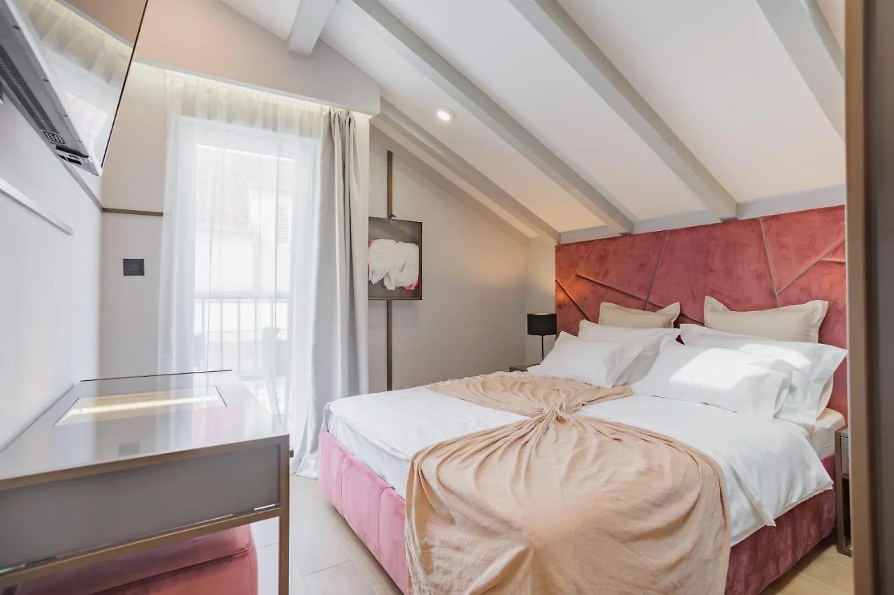 Frühstückspension Heritage Rooms Split Olympic Dream